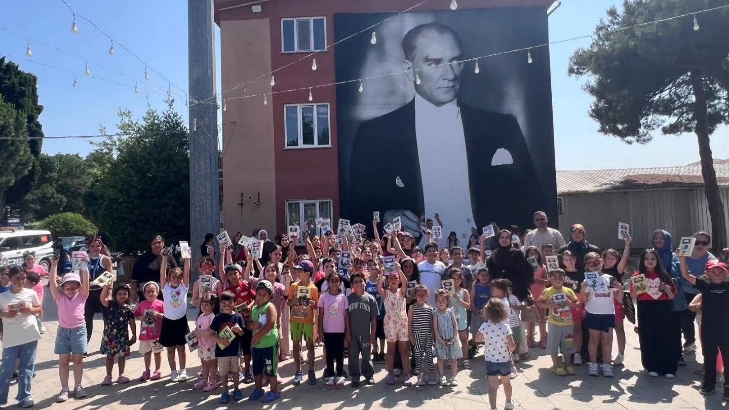 Değirmenköy'de Mahallemde Çocuk Şenliği'ne Yoğun İlgi